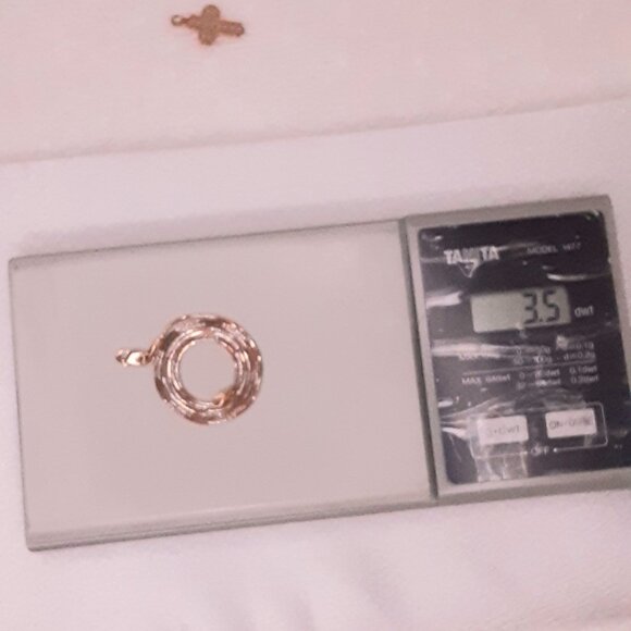 NEW 5.3 grams rose gold cross pendant with fancy chain - Picture 14 of 15